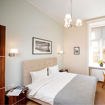 Art Deco Central Rooms Lviv Luaran gambar