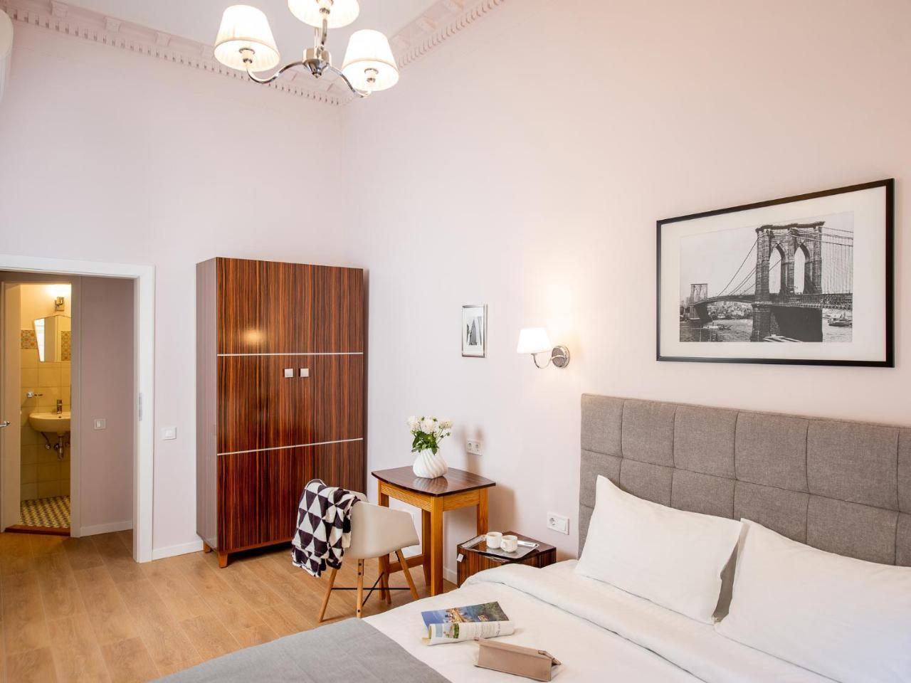 Art Deco Central Rooms Lviv Bilik gambar