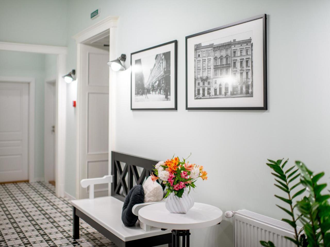 Art Deco Central Rooms Lviv Dalaman gambar